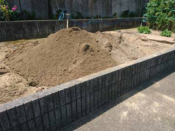 庭砂利投げ入れの画像その2